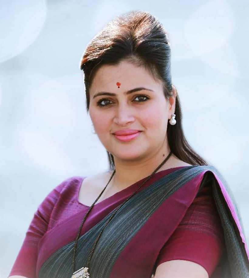 Navneet Rana Ke Baare Mai